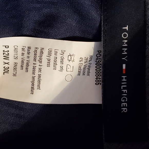 Tommy Hilfiger 2 pc Suit - Picture 4 of 9